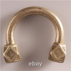 12340 # Ancient Tuareg Cuff in Solid Silver Alloy Agadez Niger