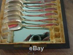 12 Former Spoons Brace Silver Wooden Box Nap III