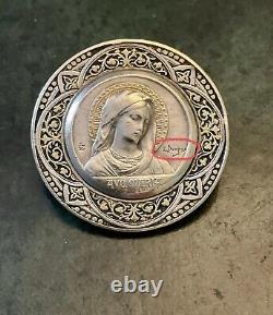 19th E. DROPSY BEAUTIFUL ANTIQUE BROOCH IN SOLID SILVER, CHISELLED ENGRAVING, Hallmark