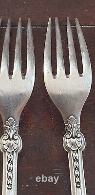 6 solid silver antique forks weighing 475 grams with goldsmith's hallmark.