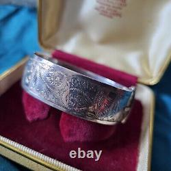 925 Sterling Silver Opening Bangle Engraved with Anchor and Lion Hallmarks 1960 Vintage 58g