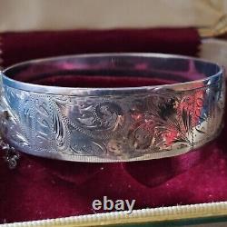 925 Sterling Silver Opening Bangle Engraved with Anchor and Lion Hallmarks 1960 Vintage 58g