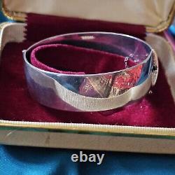 925 Sterling Silver Opening Bangle Engraved with Anchor and Lion Hallmarks 1960 Vintage 58g