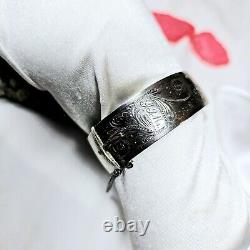 925 Sterling Silver Opening Bangle Engraved with Anchor and Lion Hallmarks 1960 Vintage 58g
