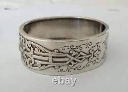 ANCIENT 19th CENTURY SOLID SILVER NAPOLÉON III OPENING BANGLE BRACELET IN RENAISSANCE STYLE