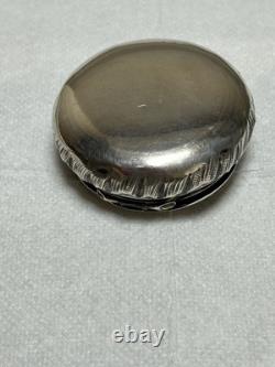 ANTIQUE SILVER PILL BOX 19th CENTURY ROCOCO STYLE, Weight 22 Gr