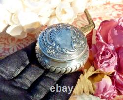ANTIQUE SILVER PILL BOX 19th CENTURY Rococo Style, Weight 24 g
