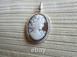 Ancien-coquille-women's Profile-pendant- Silver Massive 925-poland
