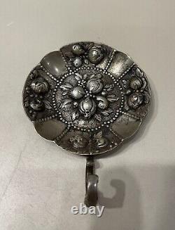 Ancienne Taste Vin Argent Massif Decor Floral Poin 835 Taste-vin Epoque 19th