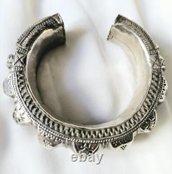 Ancient Bedouin Bracelet Solid Silver with Bells Kévin Oman 71g circa 1900