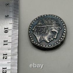Ancient Greek Roman Coin in Solid Silver in Good Condition