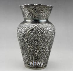 Ancient Oriental vase in solid silver, hallmarked, early 20th century, 148.5 g