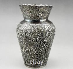 Ancient Oriental vase in solid silver, hallmarked, early 20th century, 148.5 g