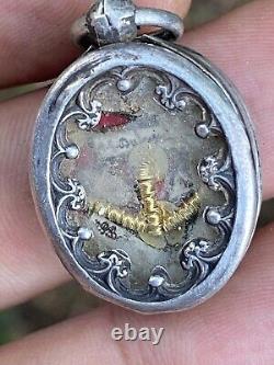 Ancient Reliquary in its Solid Silver Case & Relic & Sacred Art