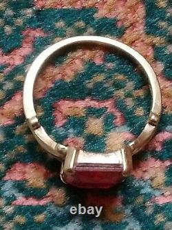 Ancient Ring In 14-karat Yellow Gold Art Deco Set With A Ruby T 60
