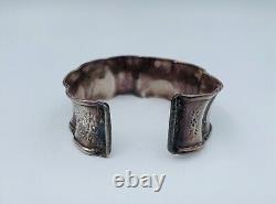 Ancient Solid Silver Bracelet with Minerva Head Hallmark Engraved Flower 17 Grams W1112