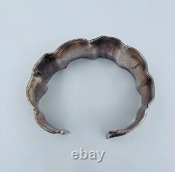 Ancient Solid Silver Bracelet with Minerva Head Hallmark Engraved Flower 17 Grams W1112