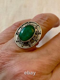 Ancient Solid Silver Ring with Genuine Imposing Emerald Size 55