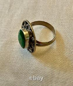 Ancient Solid Silver Ring with Genuine Imposing Emerald Size 55