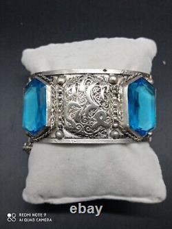 Ancient large Berber cuff bracelet from the Maghreb in solid silver, stamped