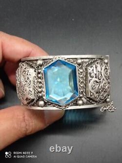 Ancient large Berber cuff bracelet from the Maghreb in solid silver, stamped