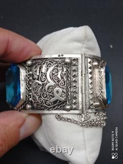 Ancient large Berber cuff bracelet from the Maghreb in solid silver, stamped