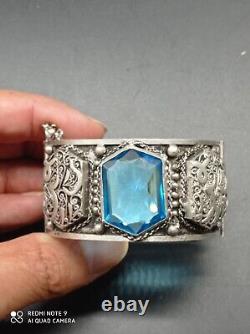 Ancient large Berber cuff bracelet from the Maghreb in solid silver, stamped