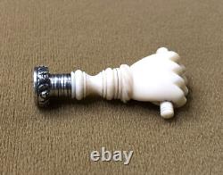 Ancient seal/wax stamp depicting a hand 19th century XIX solid silver matrix