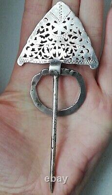 Ancient silver brooch, ethnic Berber jewelry