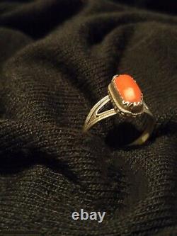 Antique Ethnic/Berber Ring - Solid Silver and Genuine Coral Cabochon