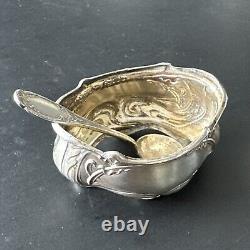 Antique Pair of Salt Shakers and Pepper Shakers in Solid Silver Art Nouveau 1900