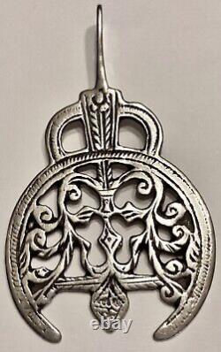Antique Silver Wedding Pendant with Openwork Decoration. Tunisian Work