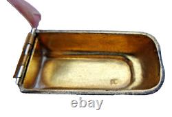 Antique Snuff Box in Solid Silver with Animal Decoration