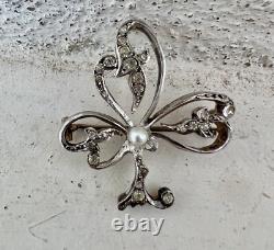 Antique Solid Silver and Vermeil Art Nouveau Brooch with Pearl Clover Motif Vintage