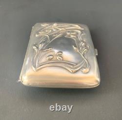Antique cigarette case in solid silver and vermeil Art Nouveau period