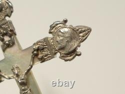 Antique pair of mother-of-pearl communion crosses in solid silver, Christian religion, 19th-20th century