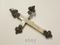 Antique pair of mother-of-pearl communion crosses in solid silver, Christian religion, 19th-20th century