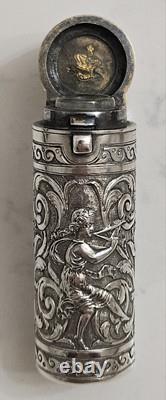 Antique perfume or salt bottle in solid silver from the 19th century. London. French hallmarks.