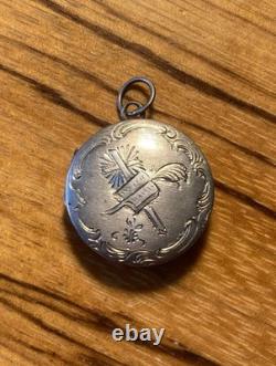 Antique solid silver photo / relic / hair locket pendant