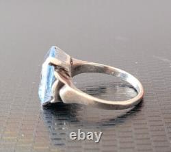 Antique solid silver ring with aquamarine Ring size 55