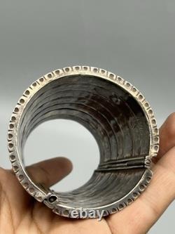 Antique sterling silver bracelet, vintage style 157 grams Sindhi Pakistan 1950