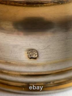 Antique sugar shaker with solid silver mount and cut crystal, weight 193.8 g