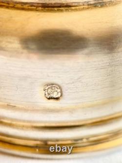 Antique sugar shaker with solid silver mount and cut crystal, weight 193.8 g