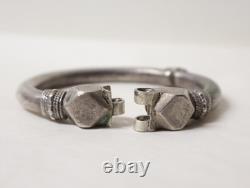 Antique superb heavy Rajasthan bracelet in solid silver, ethnic tribal, 19th century