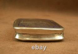 BEAUTIFUL VINTAGE SOLID SILVER AND ENAMEL SNUFFBOX FROM THE 19th CENTURY