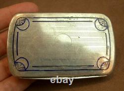 BEAUTIFUL VINTAGE SOLID SILVER AND ENAMEL SNUFFBOX FROM THE 19th CENTURY