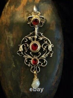 Beautiful Ancient Pendant In Massive Silver, Grenats And Pearl 2nd Part Of The 19th Century