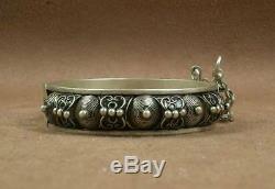 Beautiful Antique Berber Bracelet In Sterling Silver & Email Poincon Cow Morocco