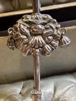 Beautiful Antique Whistling Rattle Whistle in Solid Silver Hallmarked, 19th Century
 <br/>