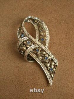 Beautiful Broche Ancienne In Massible Sertia De Pierres 19th